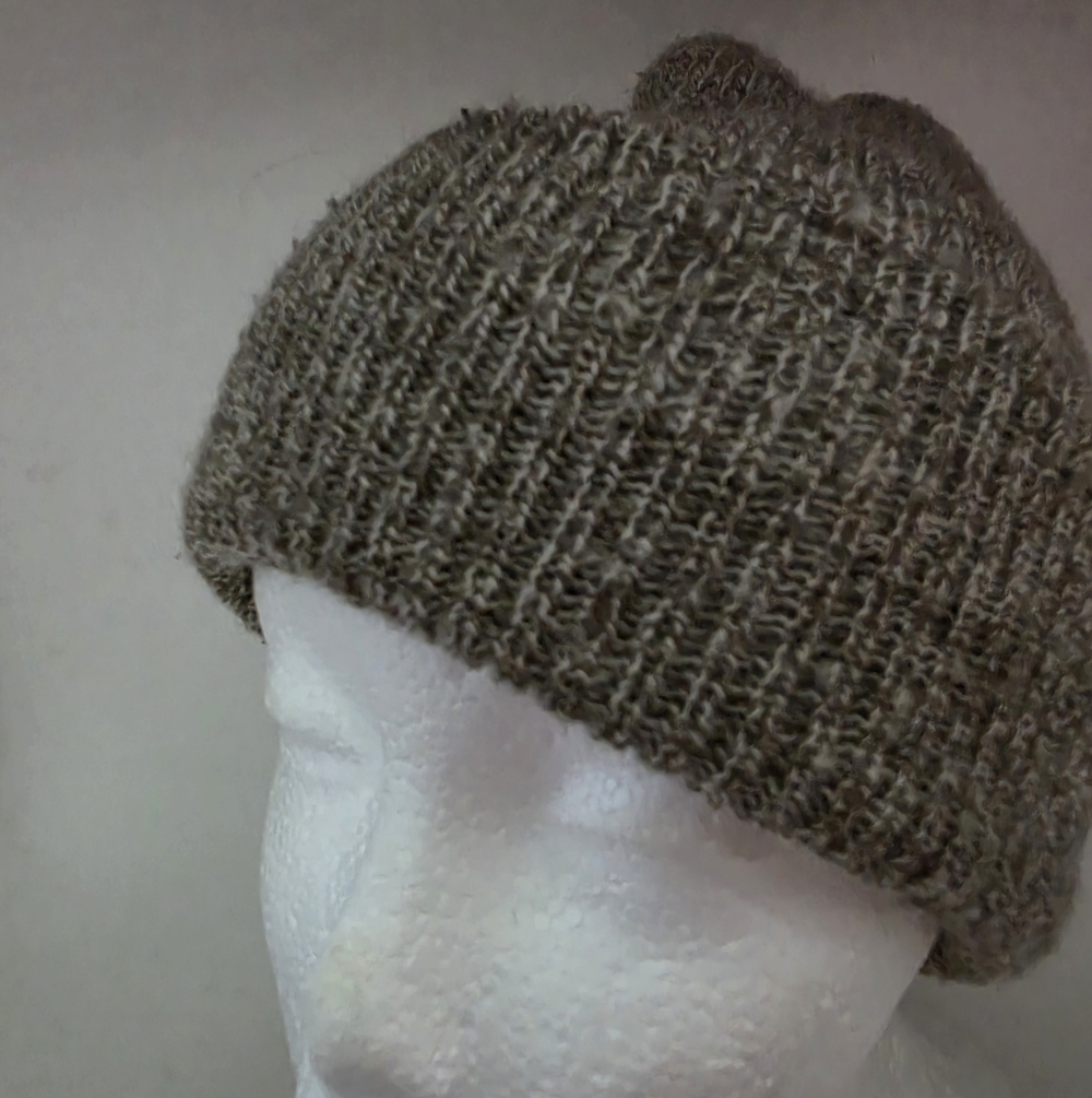 WIGWAM SNOWCAP BEANIE 100% acrylicMade in USA Outdoor Mens